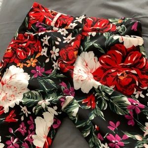 Alexia Admore floral straight leg pant.